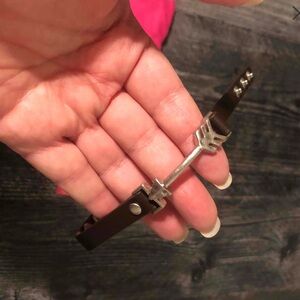 Leather Icon Arrow Bracelet